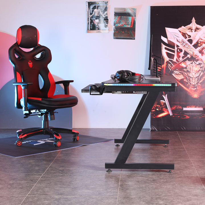 Wholesale Most Popular RGB Fashion Gaming Table Low Price with Fast Shipping Metal and Wooden Carbon Surface for Office Use