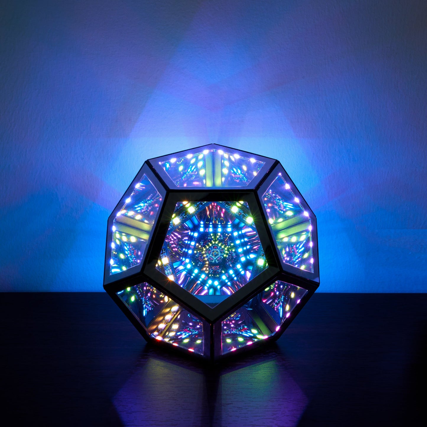 Trance Table Lamp – Geometric LED Infinity Lamp with Remote Control & Multi-Color Light