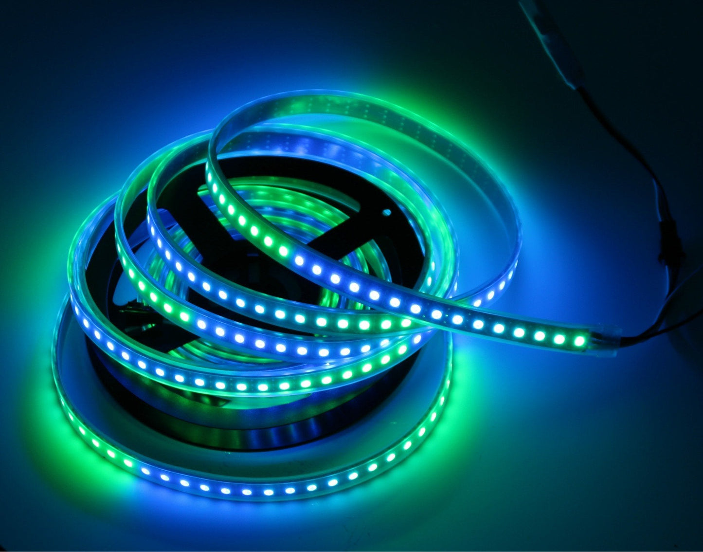 RGBIC LED Strip Light | WS2815 Individually Addressable | Breakpoint Resume | SMD5050 RGB | 60 LEDs/M | 5M (16.4FT) Roll | 12V DC | White/Black PCB | IP00/IP65/IP67 Options | Strip & Kit Packages