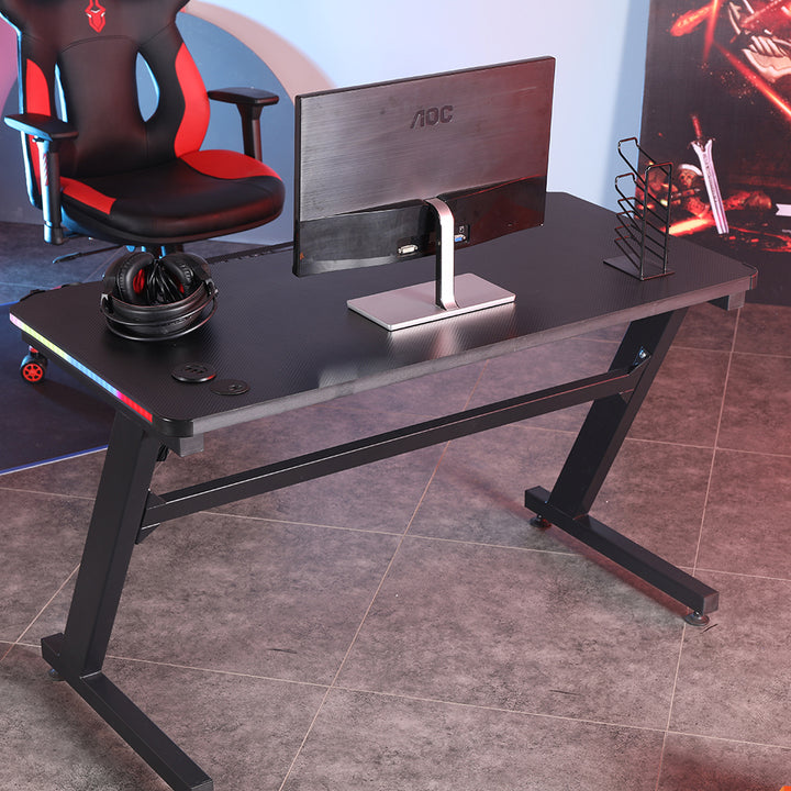 Wholesale Most Popular RGB Fashion Gaming Table Low Price with Fast Shipping Metal and Wooden Carbon Surface for Office Use
